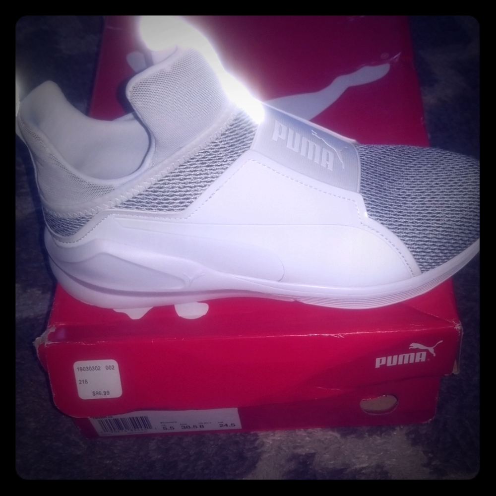Women's shoes